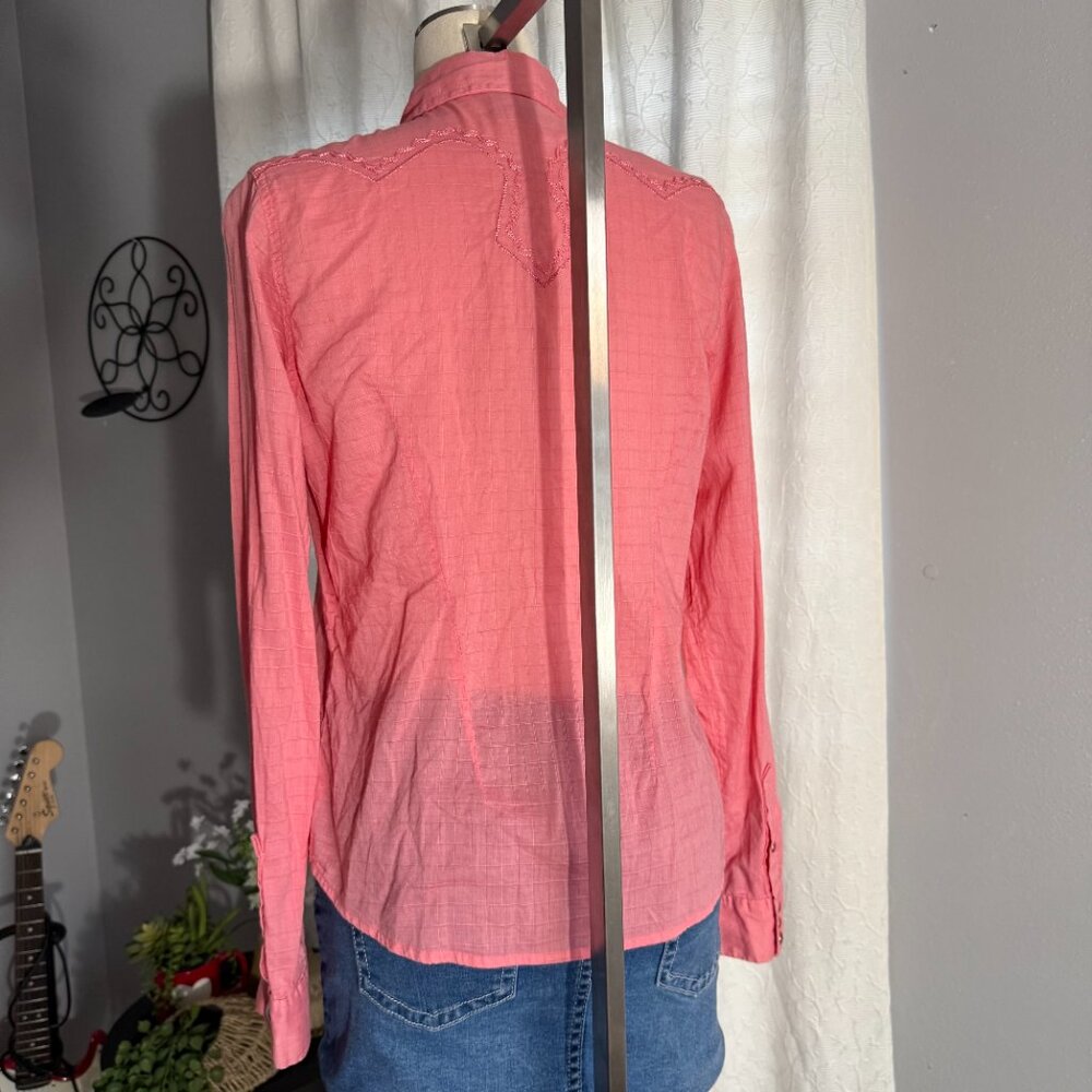 Pink Western Snap Button Cowgirl Shirt - Picture 8 of 10